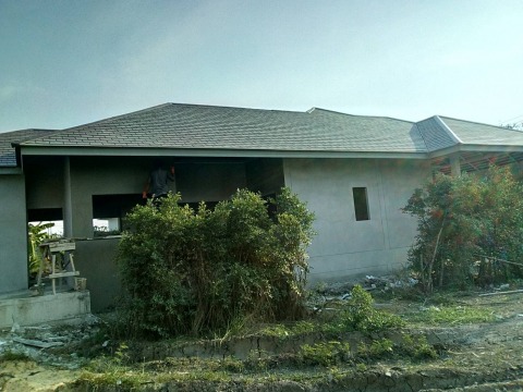 รับมุงหลังคาตามสั่ง