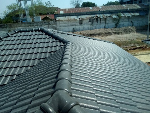 รับติดตั้งหลังคาบ้าน ราคาถูก